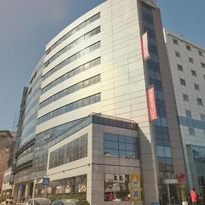 Hello Gara De Nord Otel Bükreş